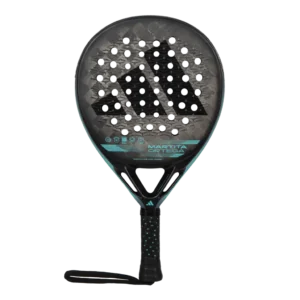 Imagen frontal de la pala de padel adidas cross it light de la jugadora profesional marta Ortega