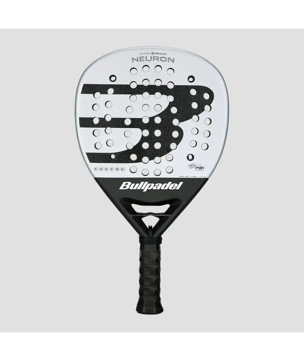 Pala Neurón de la marca Bullpadel por Federico Chingotto