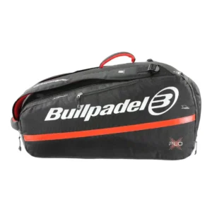 Bolso de pádel Bullpadel Xplo 2025 en color negro con líneas naranjas y letras blancas